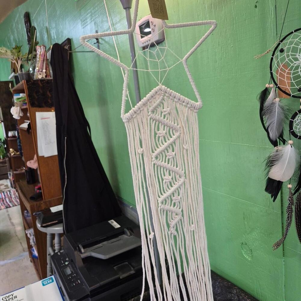 Macrame dreamcatcher